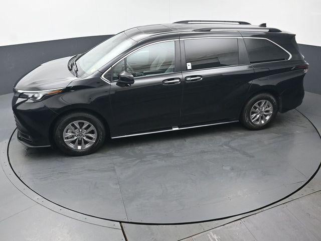 2026 Toyota Sienna XLE 7 Passenger