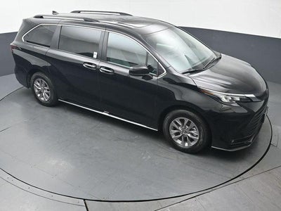 2026 Toyota Sienna XLE 7 Passenger