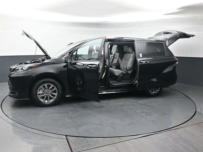 2026 Toyota Sienna XLE 7 Passenger