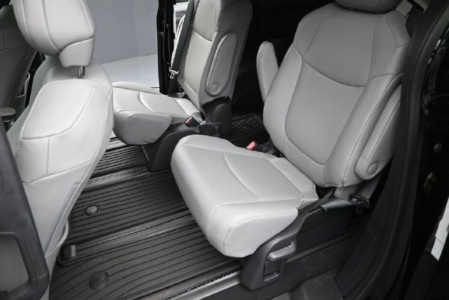 2026 Toyota Sienna XLE 7 Passenger