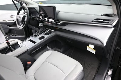 2026 Toyota Sienna XLE 7 Passenger