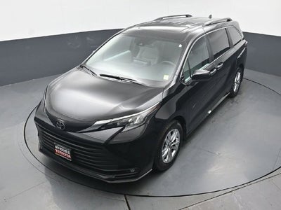 2026 Toyota Sienna XLE 7 Passenger
