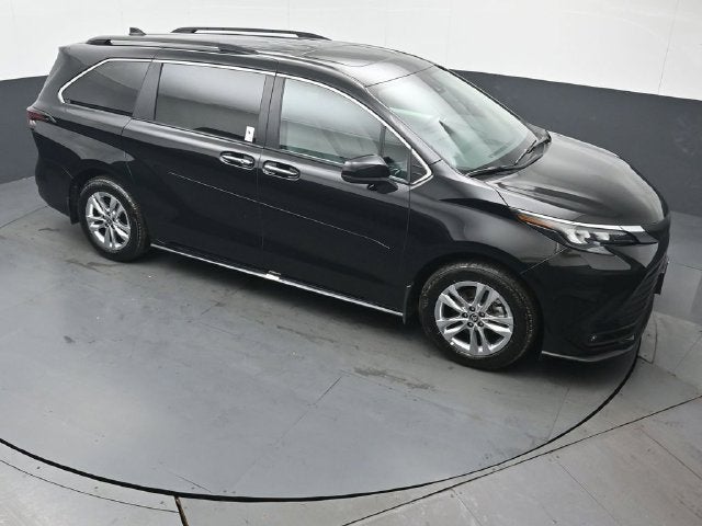 2026 Toyota Sienna XLE 7 Passenger
