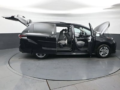 2026 Toyota Sienna XLE 7 Passenger