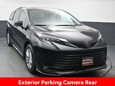 2026 Toyota Sienna XLE 7 Passenger