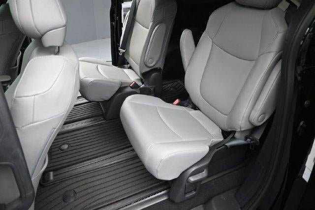 2026 Toyota Sienna XLE 7 Passenger