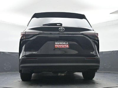 2026 Toyota Sienna XLE 7 Passenger