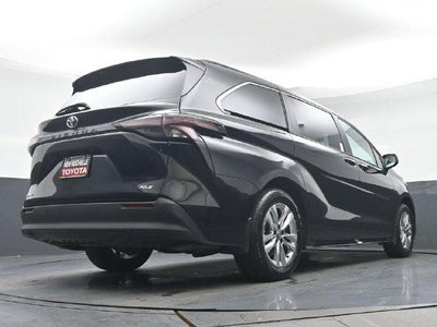 2026 Toyota Sienna XLE 7 Passenger
