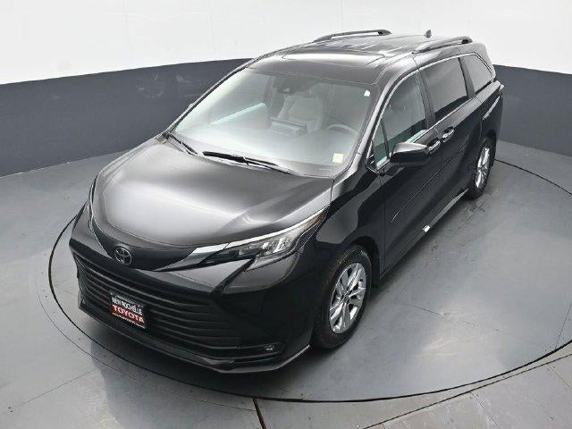 2026 Toyota Sienna XLE 7 Passenger