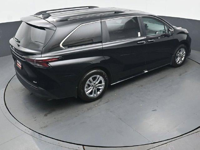 2026 Toyota Sienna XLE 7 Passenger