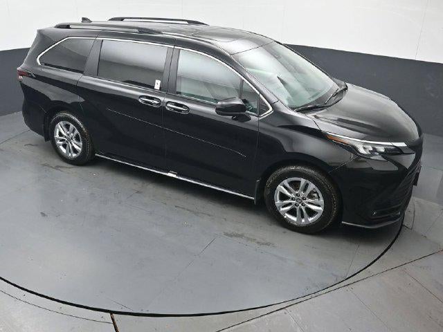 2026 Toyota Sienna XLE 7 Passenger