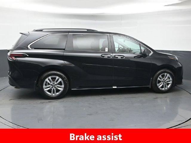 2026 Toyota Sienna XLE 7 Passenger