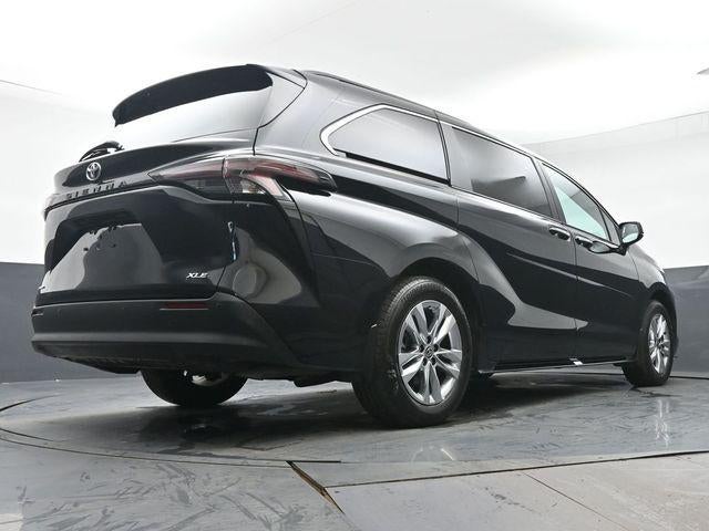 2026 Toyota Sienna XLE 7 Passenger