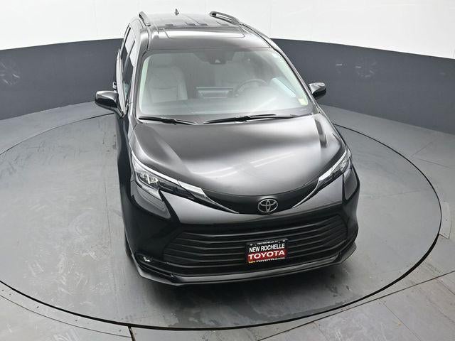 2026 Toyota Sienna XLE 7 Passenger