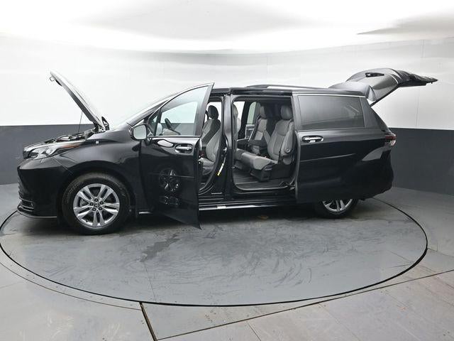 2026 Toyota Sienna XLE 7 Passenger