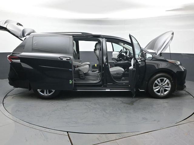 2026 Toyota Sienna XLE 7 Passenger