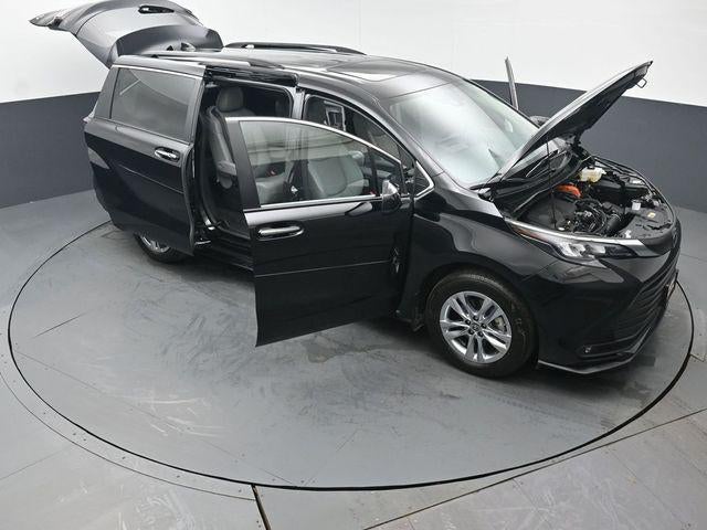 2026 Toyota Sienna XLE 7 Passenger