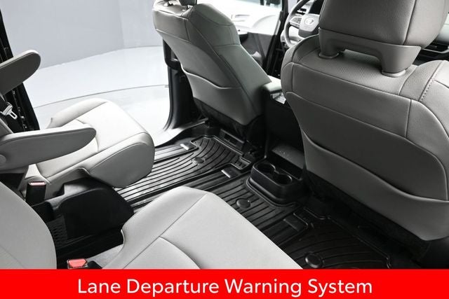 2026 Toyota Sienna XLE 7 Passenger