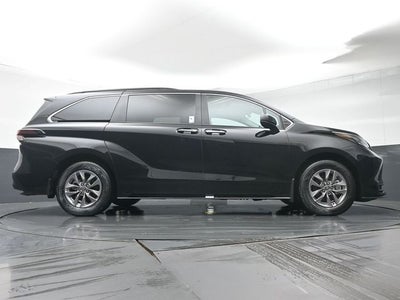 2026 Toyota Sienna XLE 7 Passenger