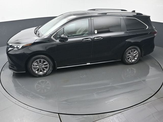 2026 Toyota Sienna XLE 7 Passenger