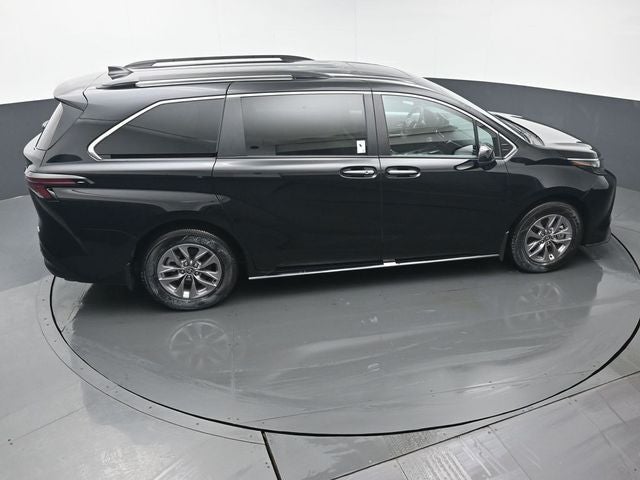 2026 Toyota Sienna XLE 7 Passenger