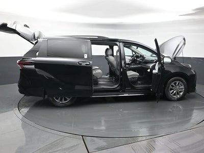 2026 Toyota Sienna XLE 7 Passenger