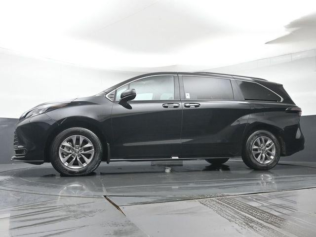 2026 Toyota Sienna XLE 7 Passenger