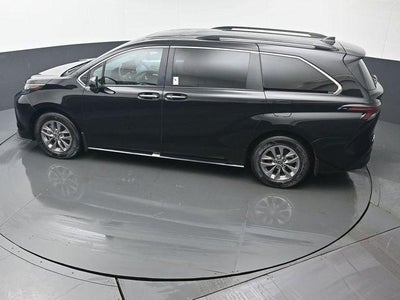 2026 Toyota Sienna XLE 7 Passenger
