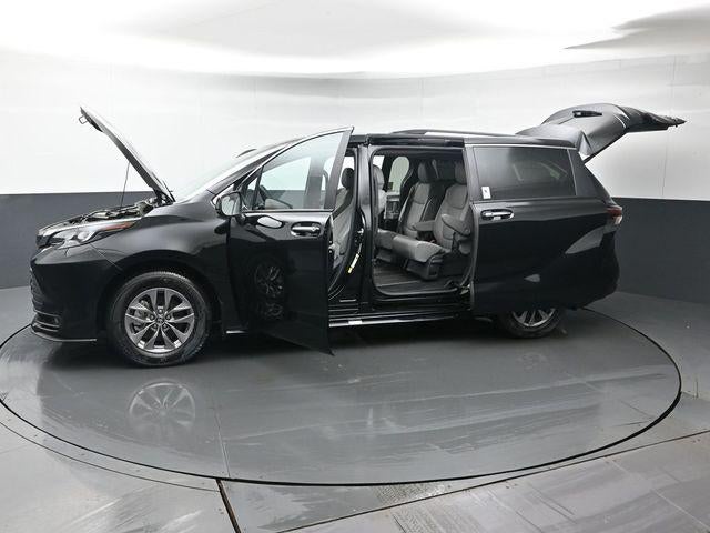 2026 Toyota Sienna XLE 7 Passenger