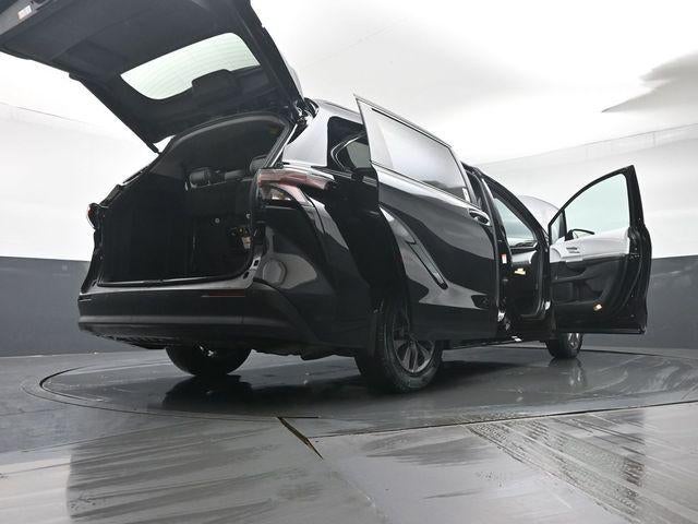 2026 Toyota Sienna XLE 7 Passenger