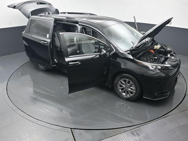 2026 Toyota Sienna XLE 7 Passenger