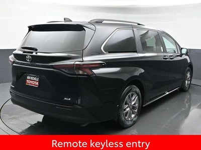 2026 Toyota Sienna XLE 7 Passenger