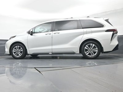 2023 Toyota Sienna Limited 7 Passenger