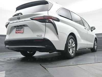2023 Toyota Sienna Limited 7 Passenger