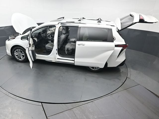 2023 Toyota Sienna Limited 7 Passenger