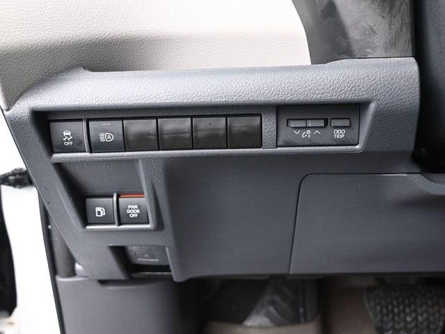 2023 Toyota Sienna Limited 7 Passenger