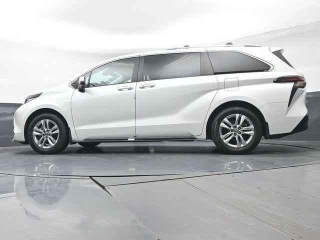 2023 Toyota Sienna Limited 7 Passenger