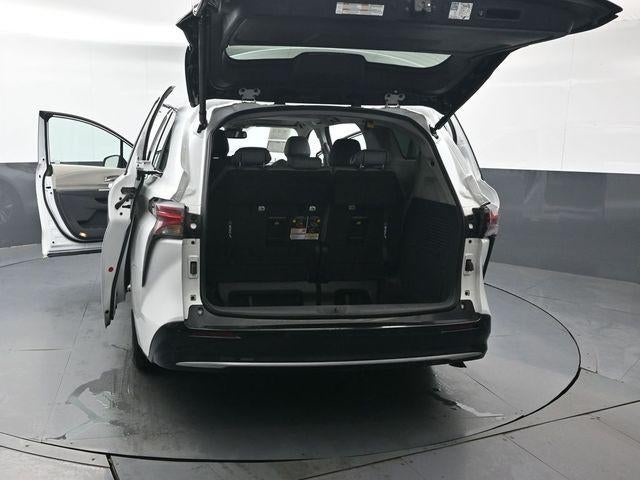 2023 Toyota Sienna Limited 7 Passenger
