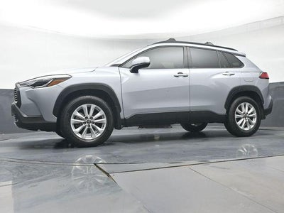2024 Toyota Corolla Cross LE