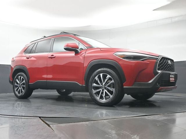 2024 Toyota Corolla Cross XLE