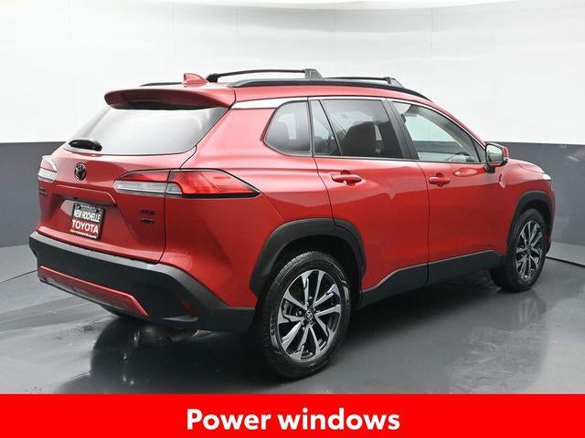 2024 Toyota Corolla Cross XLE