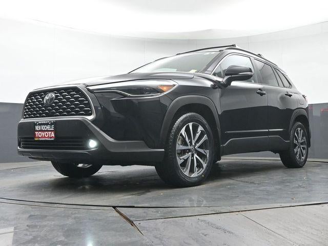 2022 Toyota Corolla Cross XLE