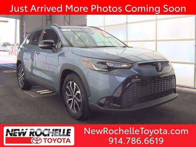 2025 Toyota Corolla Cross Hybrid SE