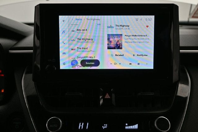 2026 Toyota Corolla Cross Hybrid SE