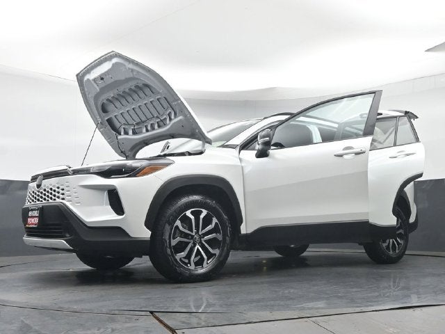 2026 Toyota Corolla Cross Hybrid SE