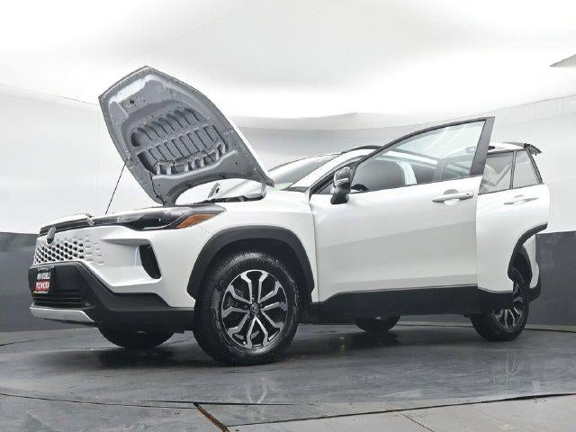 2026 Toyota Corolla Cross Hybrid SE