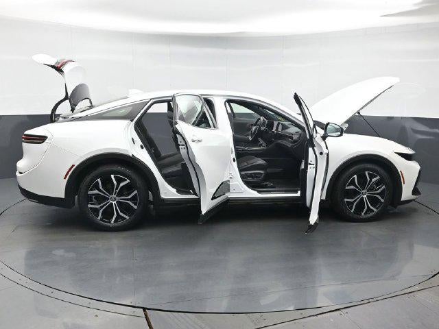 2024 Toyota Crown XLE
