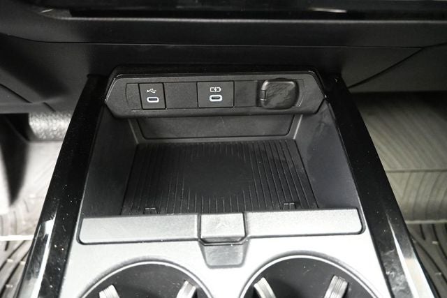 2024 Toyota Prius Prime SE