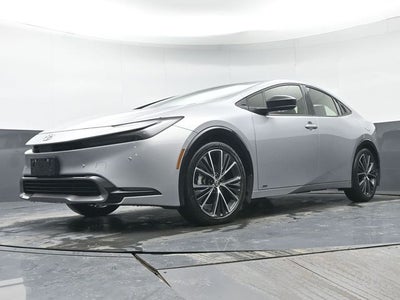 2025 Toyota Prius XLE