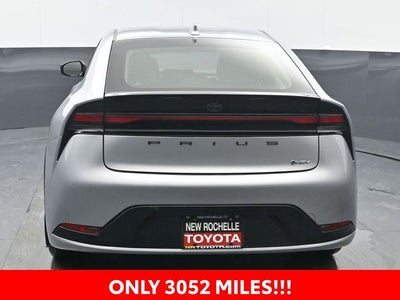 2025 Toyota Prius XLE